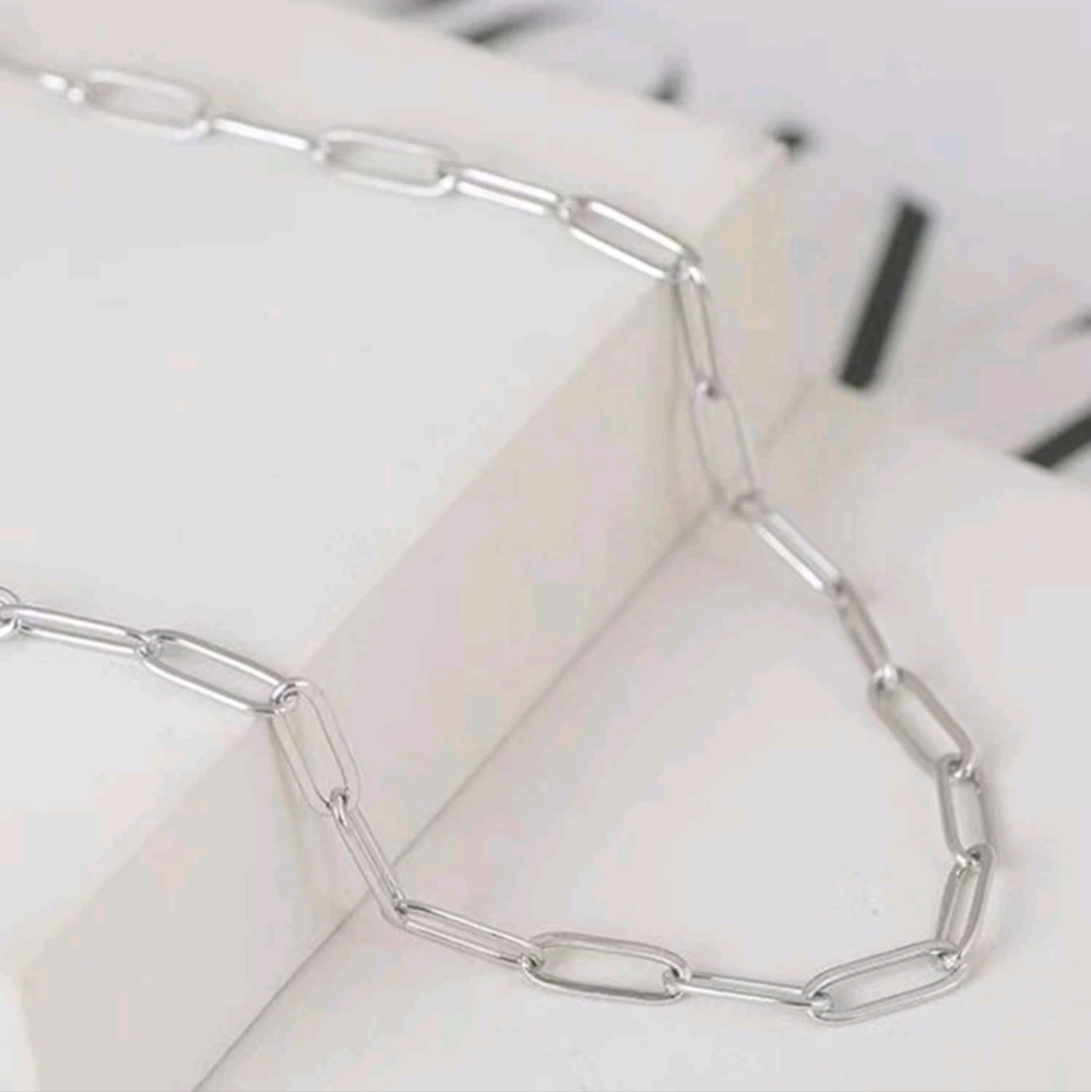 NEW 18"-20" Paperclip Stainless Steel Necklace - Picture 2 of 2